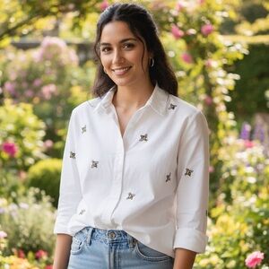 Endless Rose White Bee Embroidered Button Up Cotton Shirt Size S